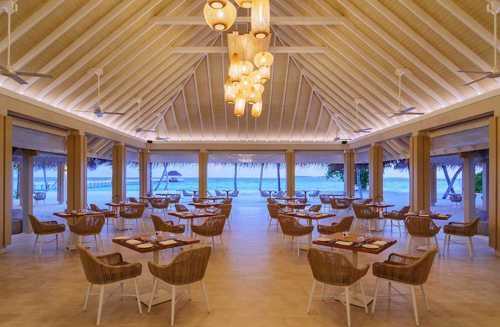 Taste at Baglioni Maldives Luxury All Inclusive Resort thumbnail 4